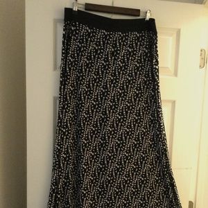 Black and white long skirt